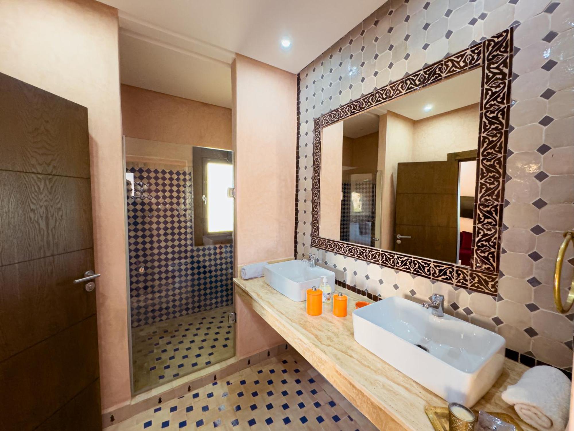 Riad Tonaroz Marrakesh Exterior photo